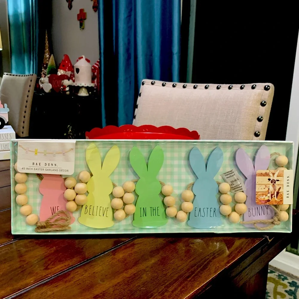 Rae Dunn “ We Believe in The Easter Bunny” Garland